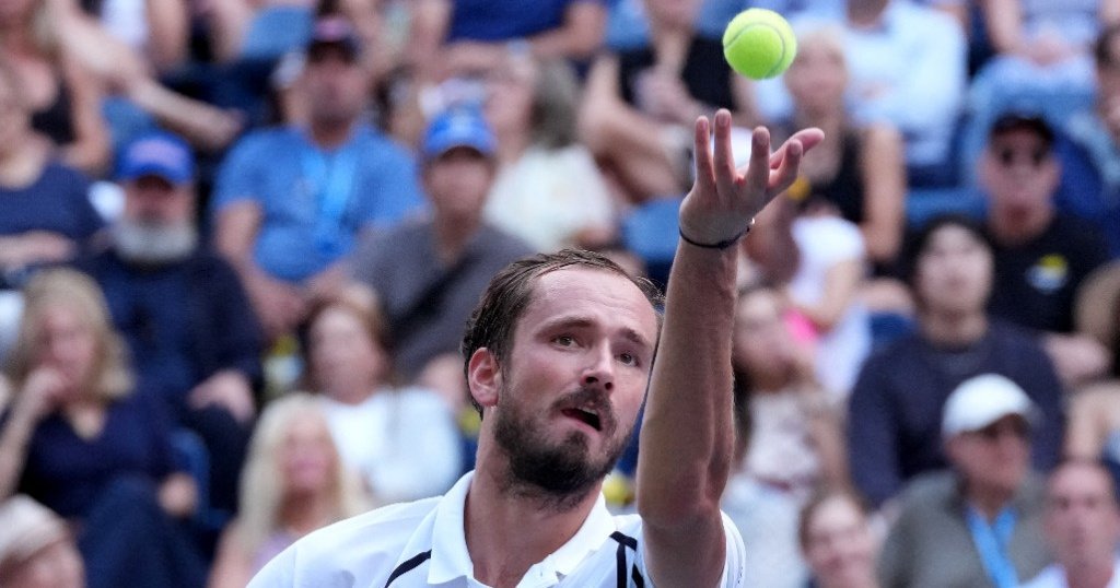 Pourquoi jouer contre Djokovic a été si difficile pour Medvedev
