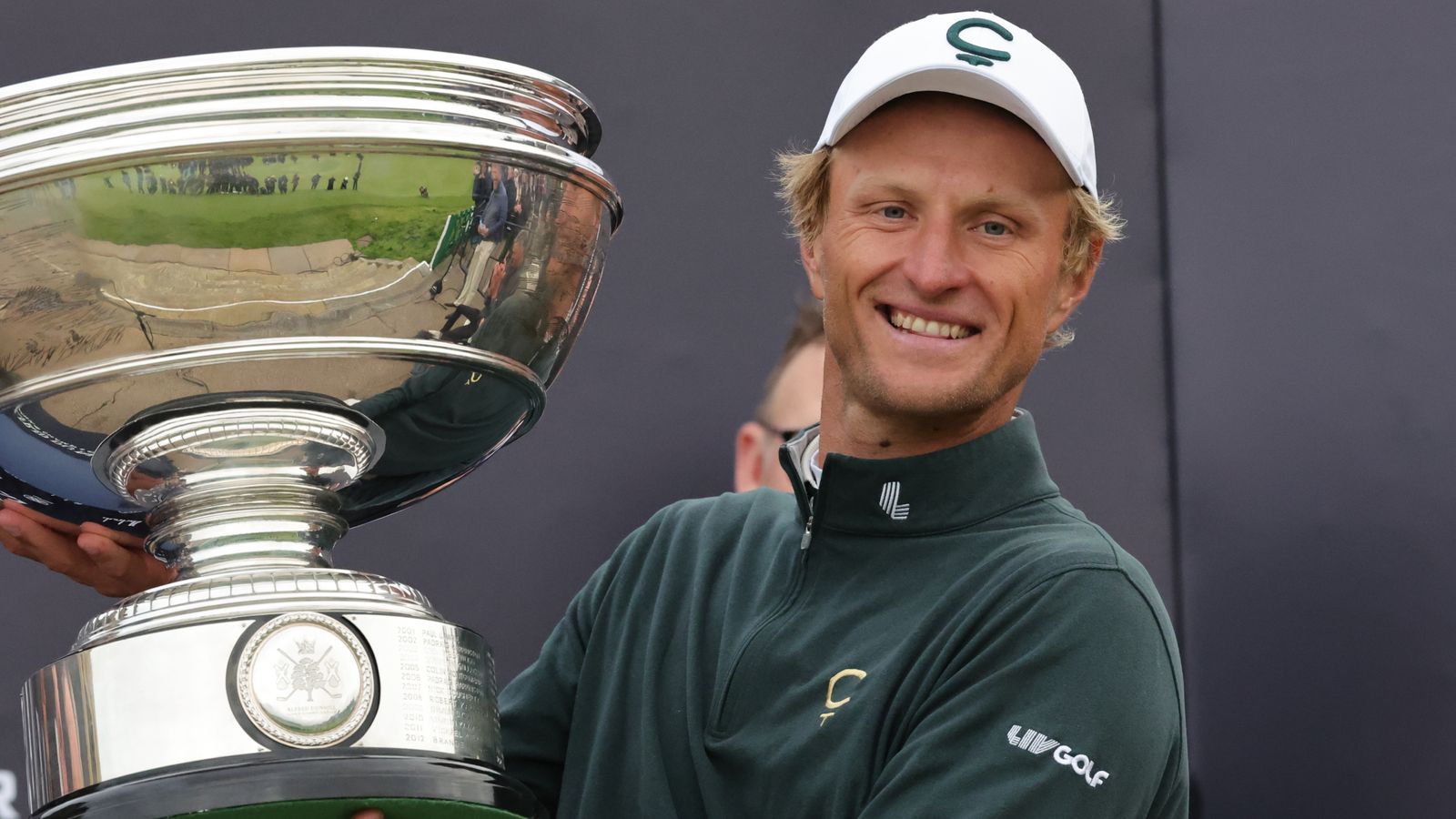 Alfred Dunhill Links Championship: LIV Golf’s Adrian Meronk outlasts Casey Jarvis to claim victory at St Andrews | Golf News