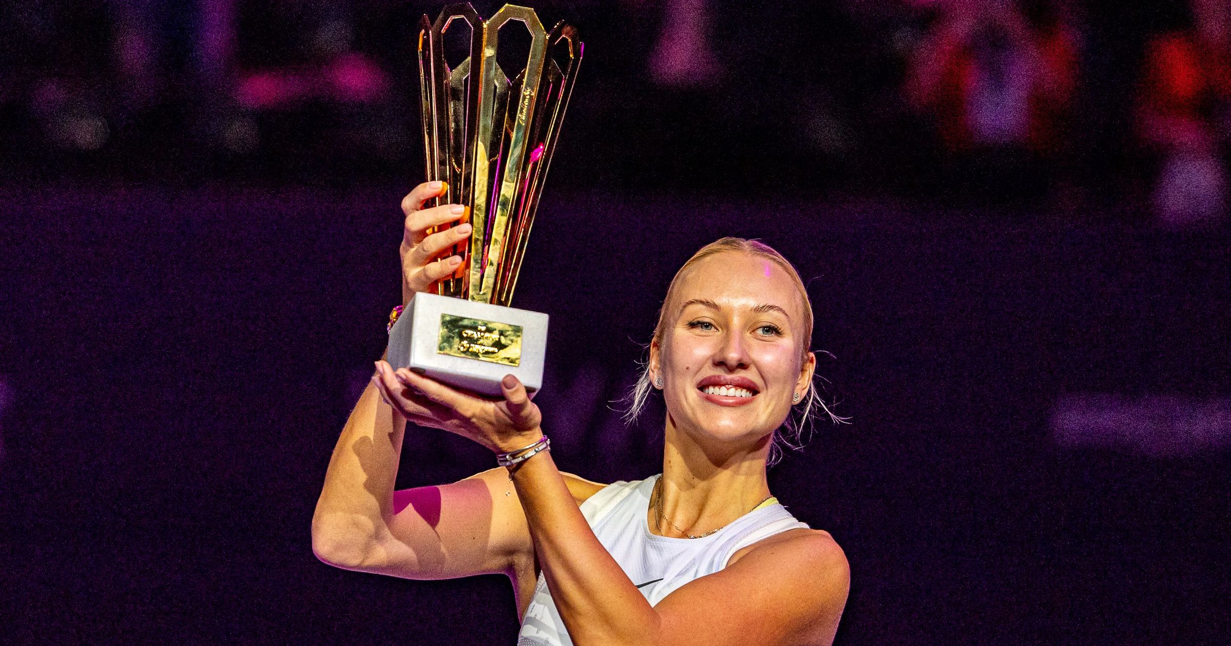 Anastasia Potapova, la nouvelle étoile du tennis russe, défend désormais les couleurs de l'Autriche !