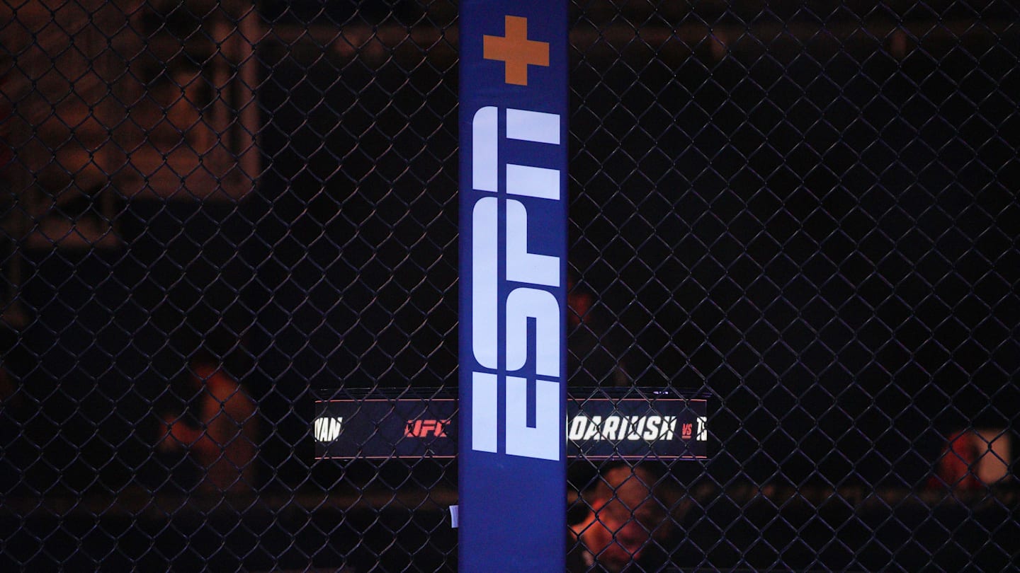 L'UFC fait un geste élégant envers ESPN avant le lancement de son contrat MMA à 7,7 milliards de dollars avec Paramount Plus