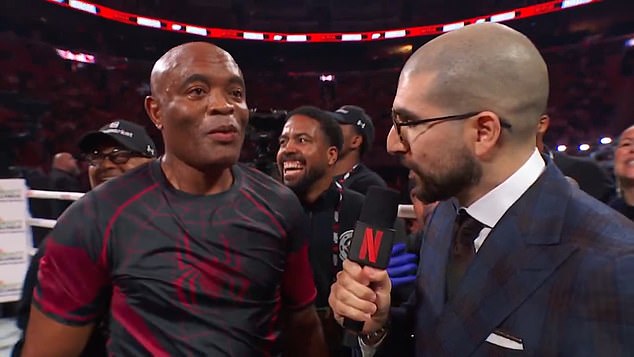 Anderson Silva, la légende de l'UFC, à 50 ans, dévoile une carrière inattendue en direct sur Netflix après un KO saisissant en boxe!