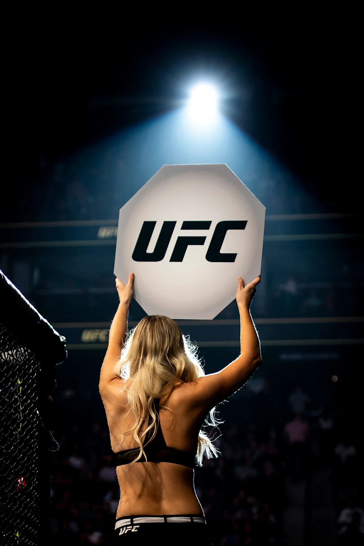 Des combats de l'UFC ce soir ? Découvrez le programme après la pause des fêtes !
