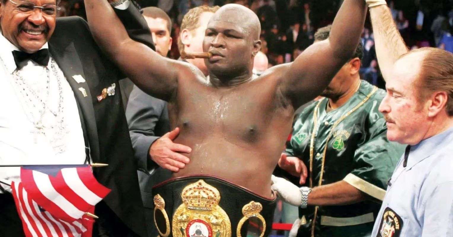 James Toney n’a jamais été mis KO, mais il révèle le boxeur qui s’en est le plus rapproché !