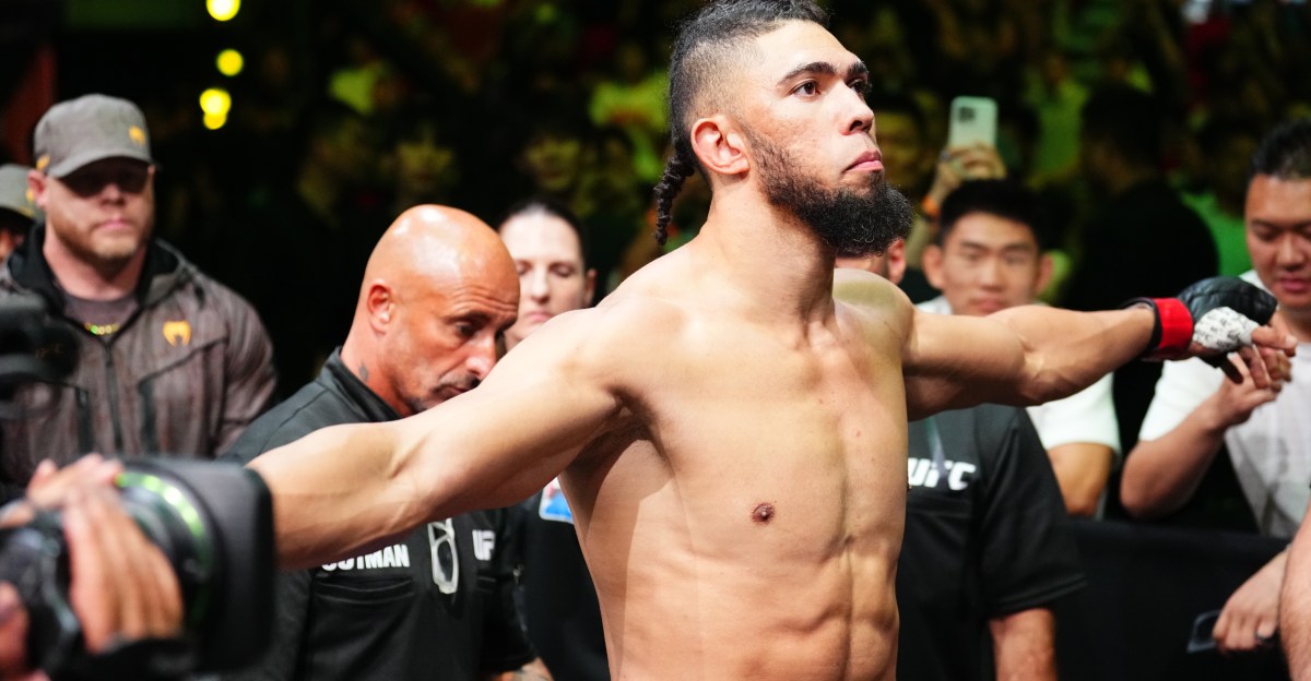 Johnny Walker affronte Dominick Reyes à l'UFC 327 : un choc explosif en perspective !