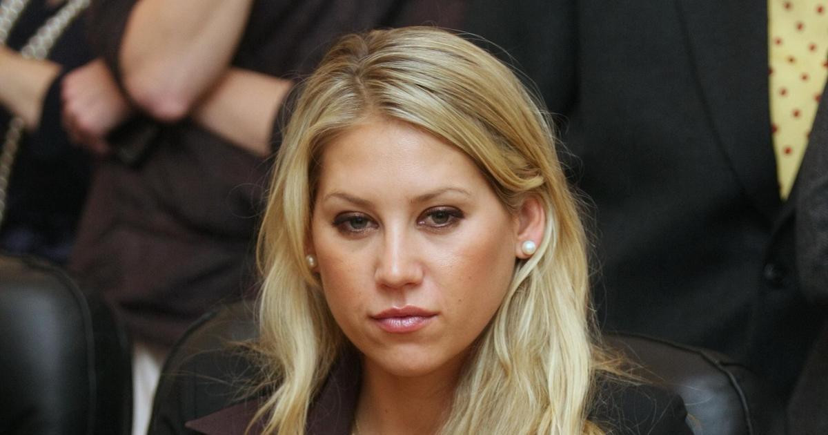 Kournikova dévoile une photo émouvante de tous ses enfants avec Iglesias, y compris le nouveau-né !