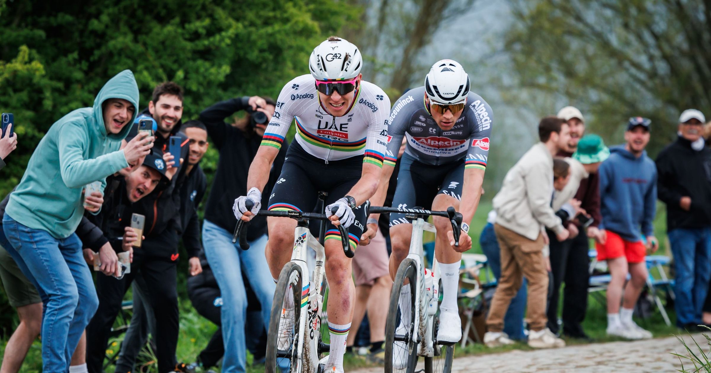 Tadej Pogacar prêt pour 2026 : "Entre un cinquième Tour de France et Paris-Roubaix, je choisirais l'Inferno du Nord"