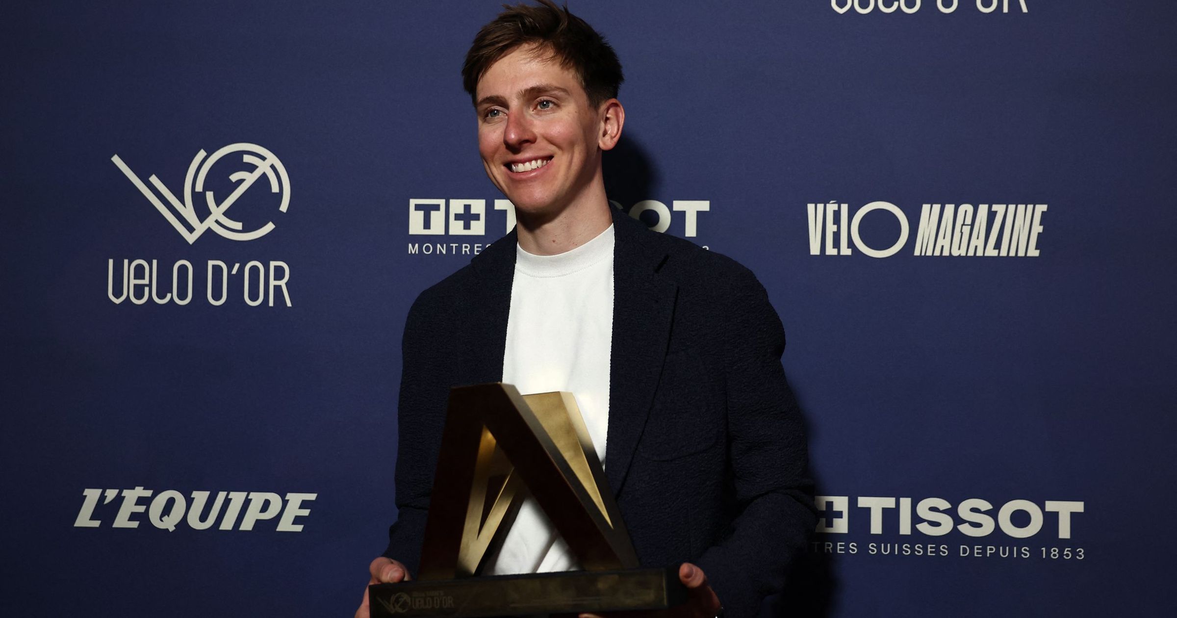 Tadej Pogacar, sacré roi du cyclisme avec son troisième Vélo d'Or, à un souffle du record : Pauline Ferrand-Prevot, la championne incontournable !