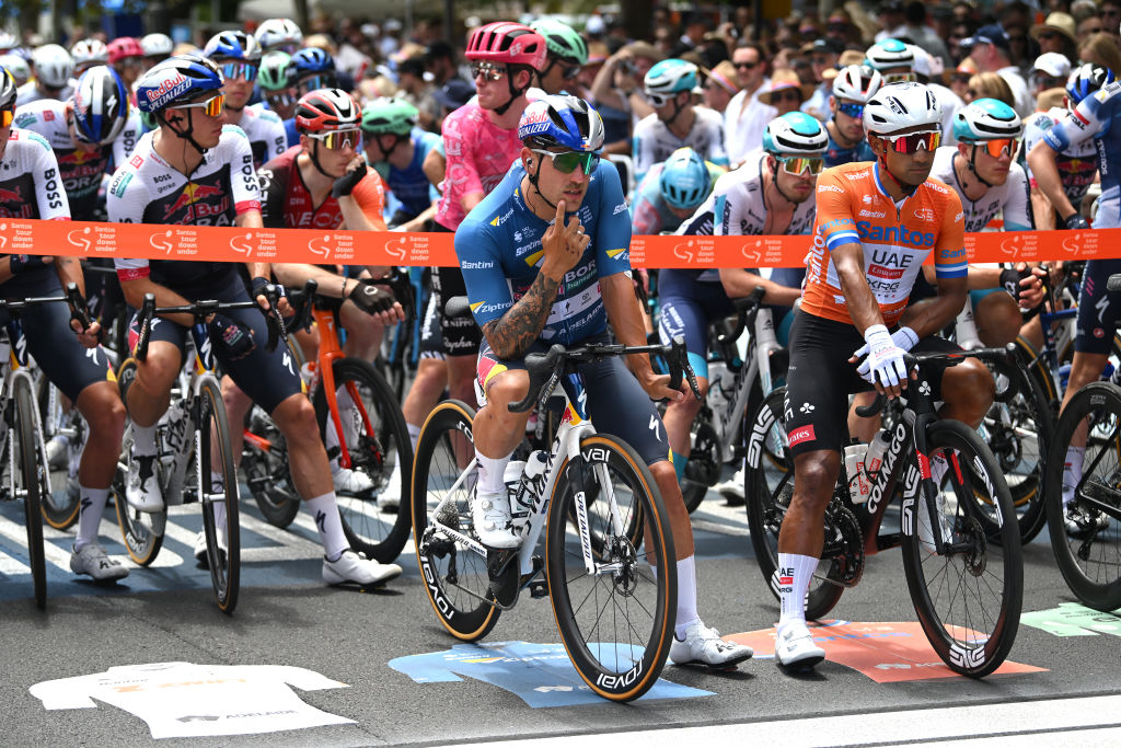 Sam Welsford de Team Red Bull - BORA - hansgrohe avant le Tour Down Under 2025.