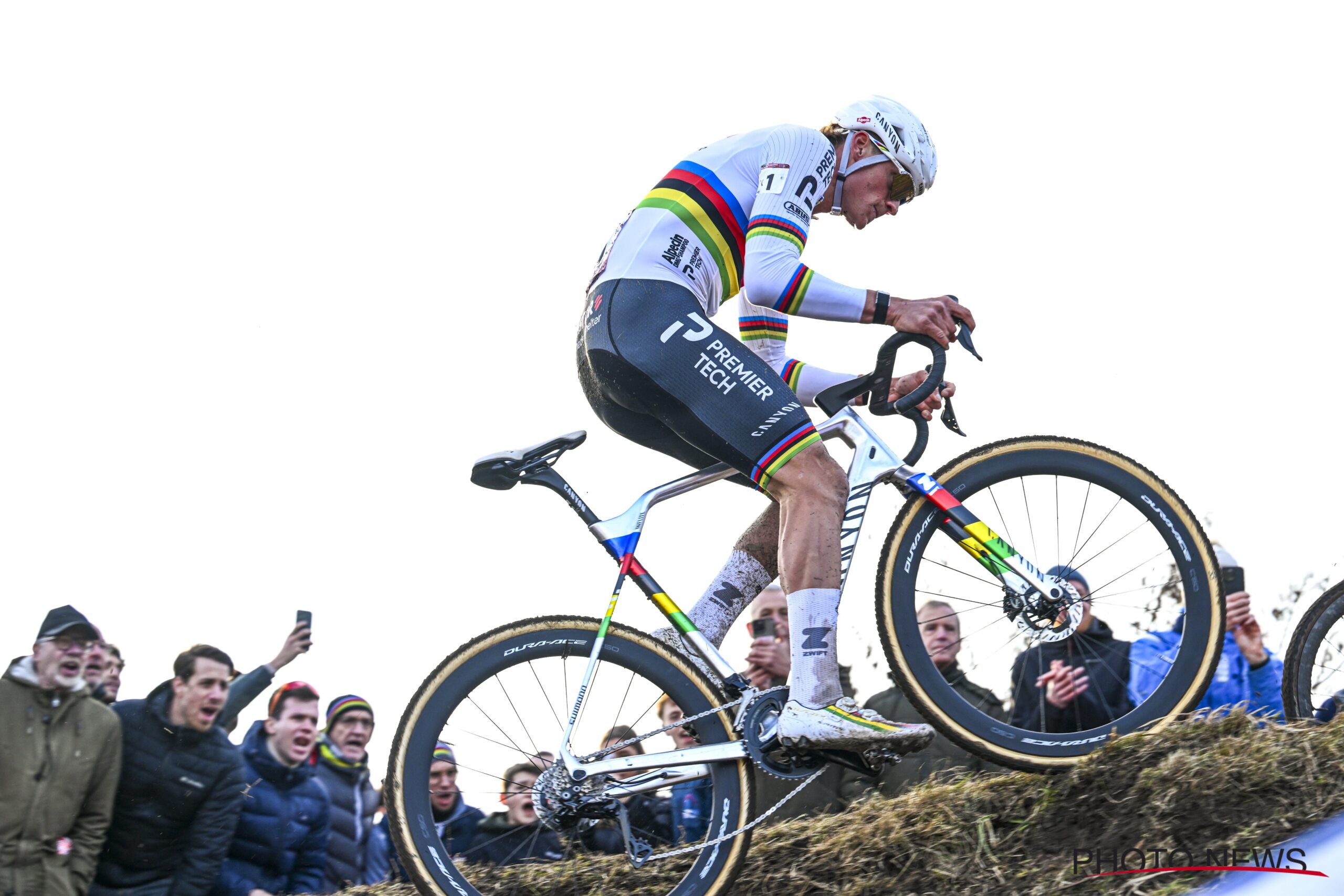 Mathieu van der Poel triomphe au Cyclocross de Maasmechelen !