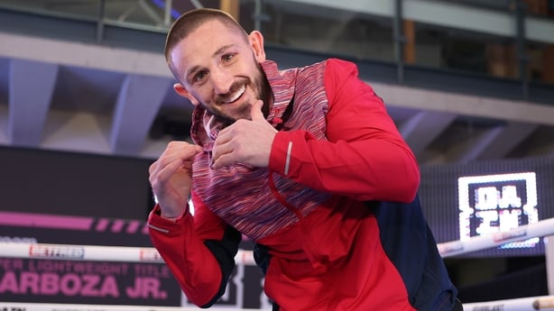 Jazza Dickens lors d'un entraînement public pour l'événement Matchroom Boxing le 12 février 2025 à Manchester, Angleterre.