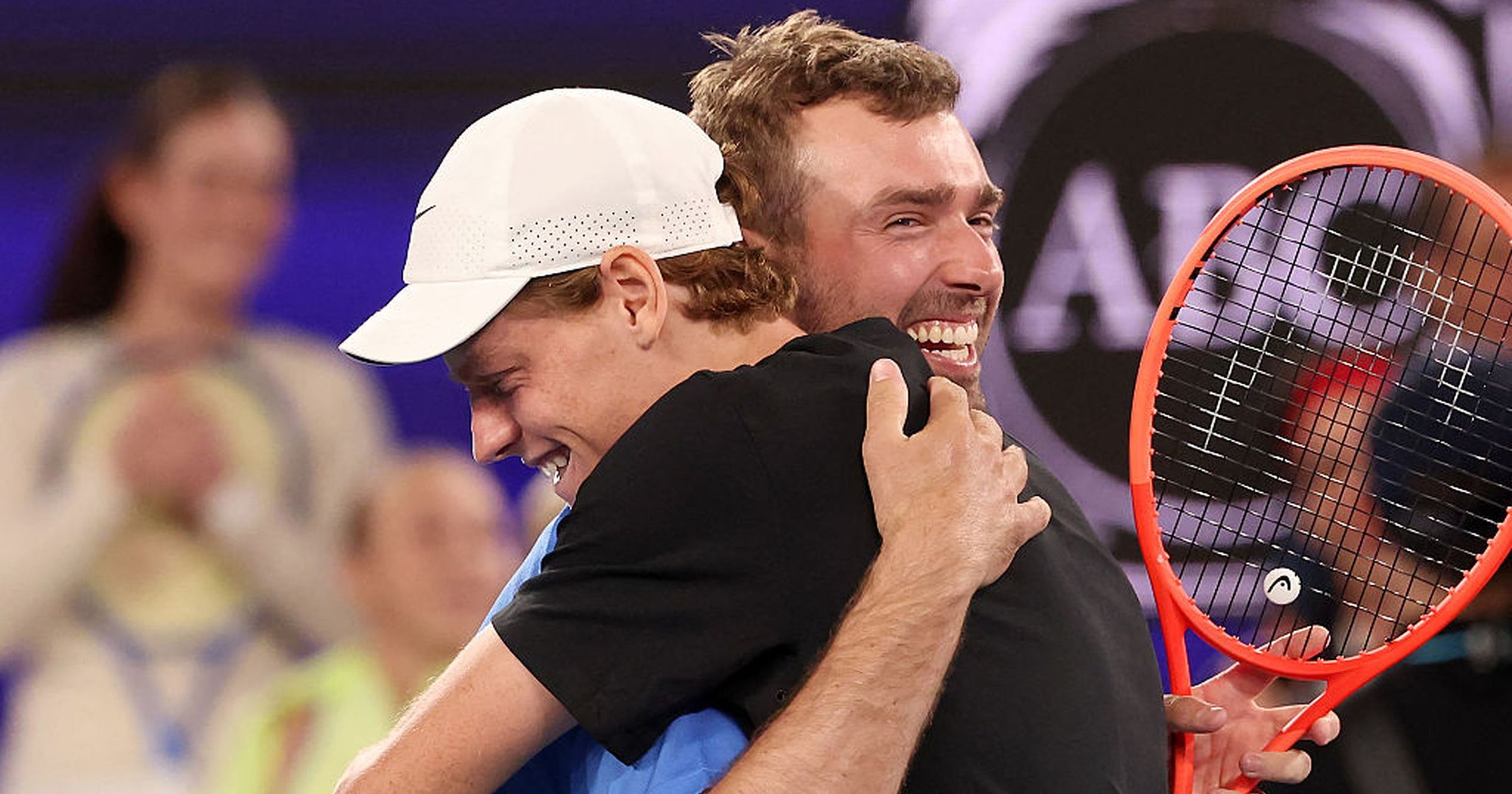 Carlos Alcaraz et Jannik Sinner enflamment le tournoi, Nick Kyrgios se démarque et un amateur devient millionnaire : Pourquoi le One Point Slam était si captivant !