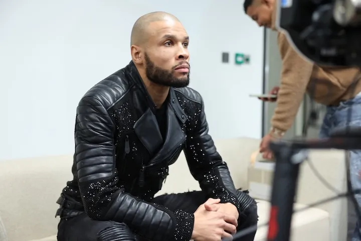 Chris Eubank Jnr fait son grand retour à 168 livres après un traitement médical, annonce Ben Shalom