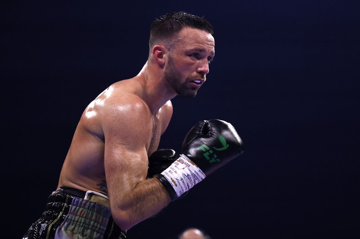 Josh Taylor en action contre Jack Catterall dans un match de super légers à Leeds.