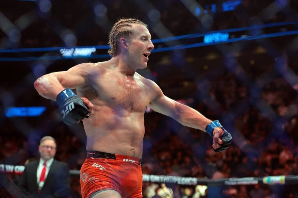 Paddy Pimblett met Justin Gaethje au défi alors que l'UFC débarque à Paramount !