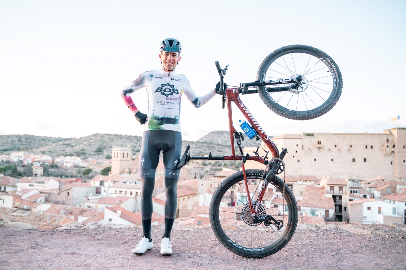 Roberto Bou lance son équipe Let’s Bou Team avec des vélos Specialized !