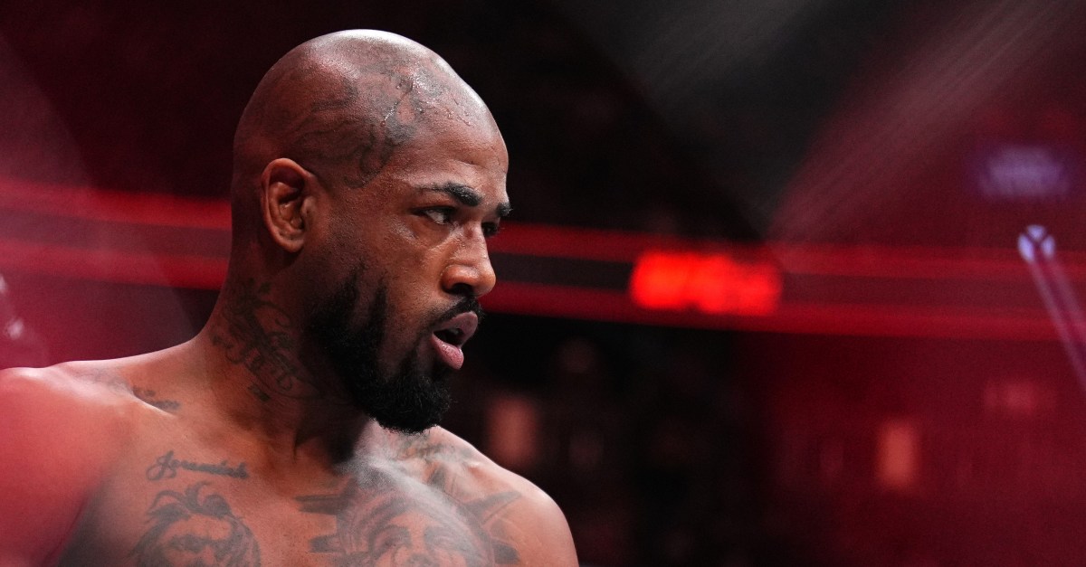 UFC Mexique : Un vétéran de 52 combats face à une étoile montante des poids légers !
