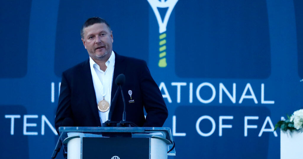 Kafelnikov sur Andreeva : "Elle ne gagnera jamais de Grand Slam"