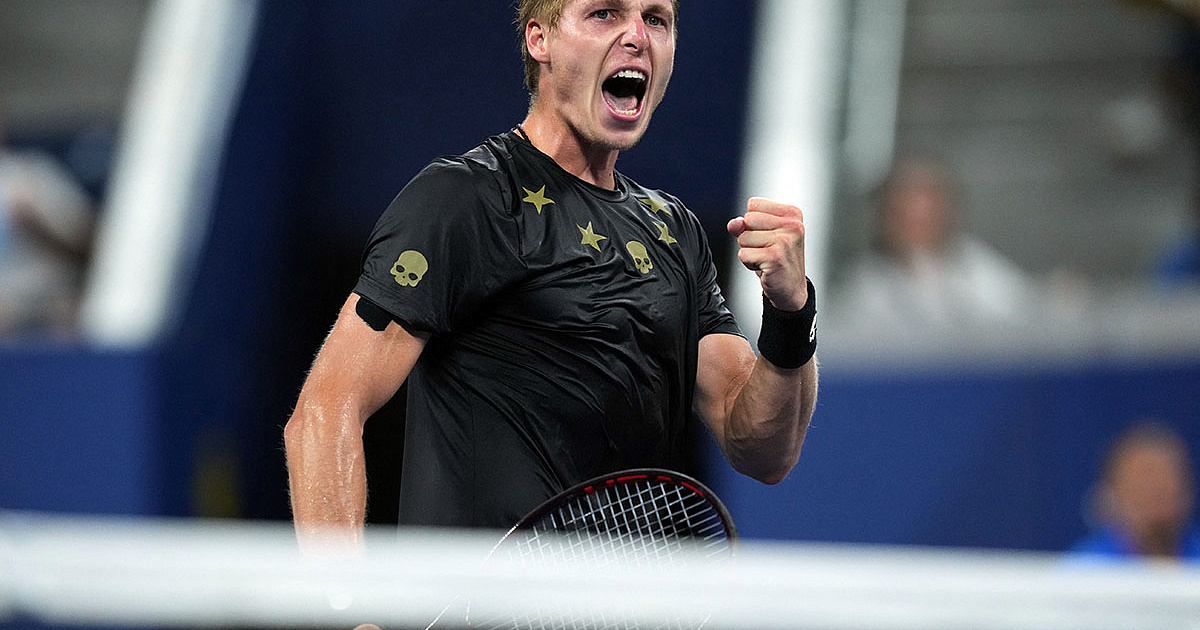 Ilya Ivashko triomphe du favori et atteint le deuxième tour du Challenger en Inde !