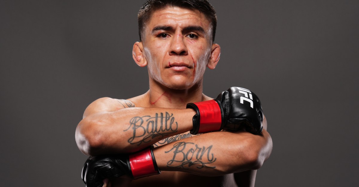 Aperçu de l'UFC Vegas 113 : Prévisions captivantes pour le duel Bautista contre Oliveira !