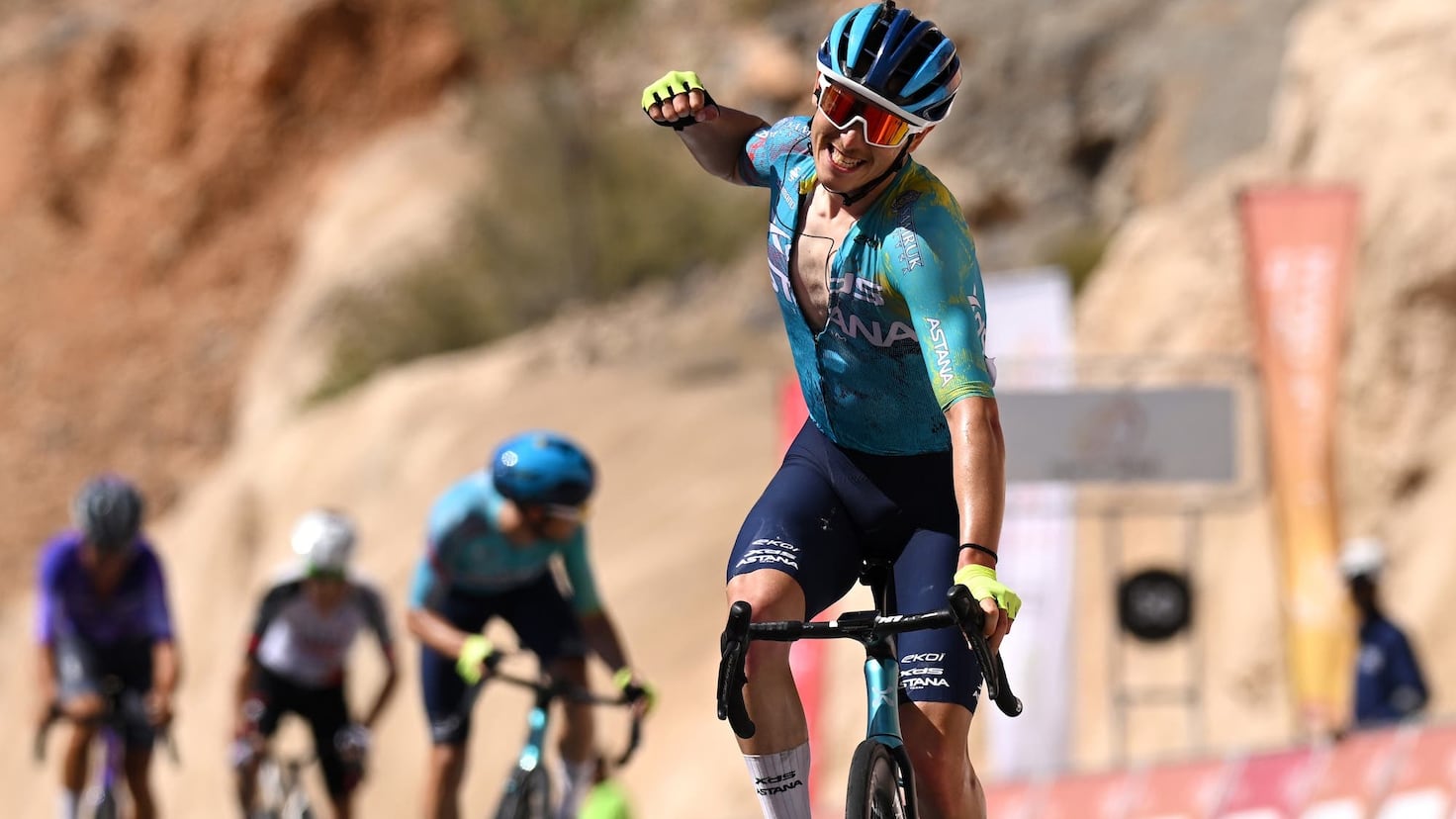 Célébration d'Astana : Cristian Rodríguez propulse Scaroni vers la victoire !