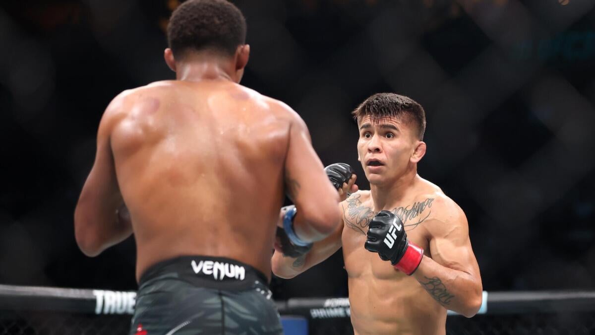 Cotes de l'UFC Fight Night, carte des combats et prédictions : Les choix de Bautista contre Oliveira basés sur 10 000 simulations !