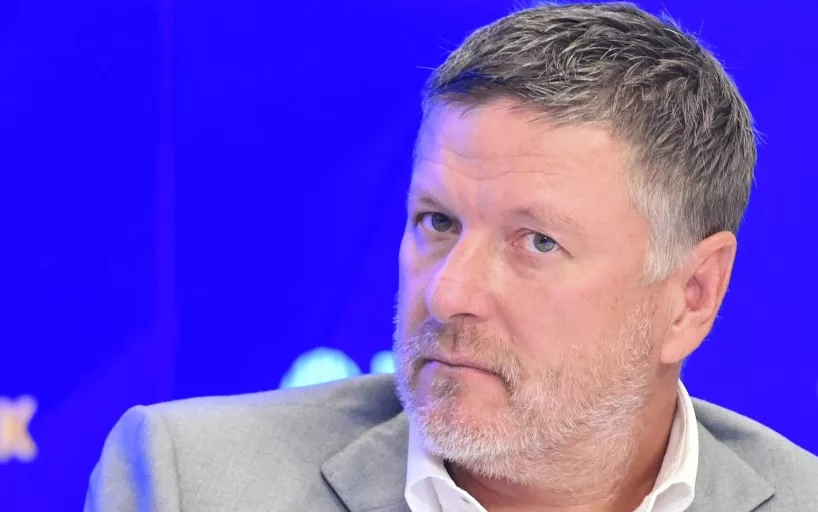 Eugène Kafelnikov : Le coup de génie de Medvedev pour les tournois ATP 250 et 500 – une démonstration d'intelligence !