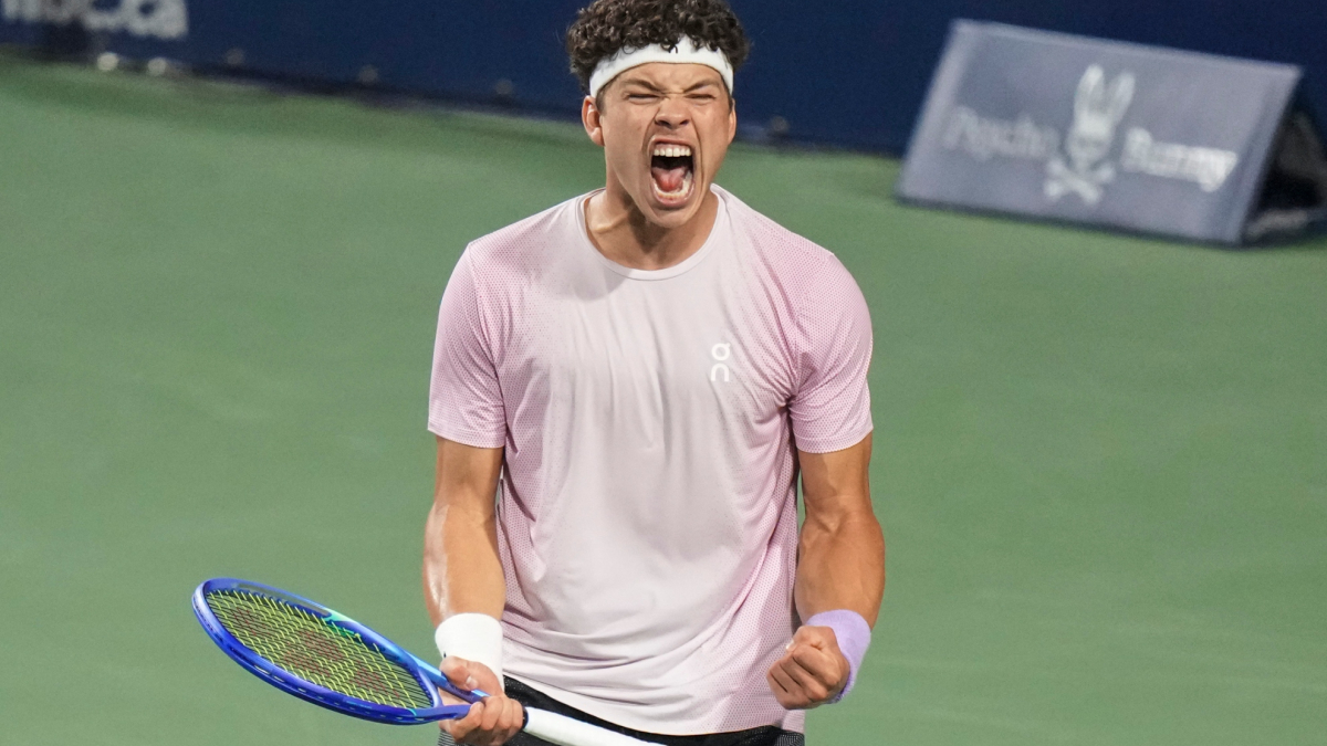 Fritz et Shelton garantissent une victoire à domicile à Dallas !