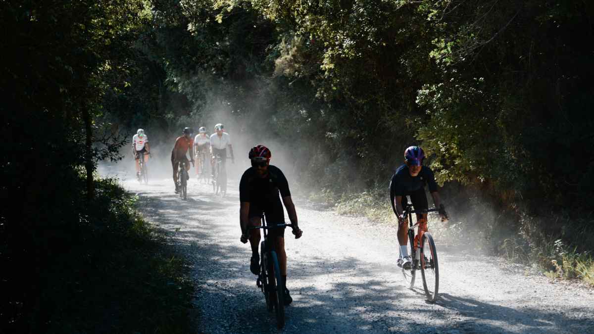 Paolo Bettini relie des événements Gravel de manière captivante !