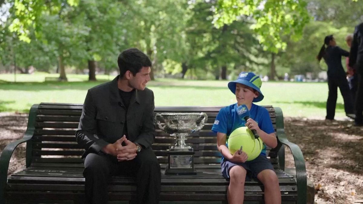 Alcaraz et un enfant
