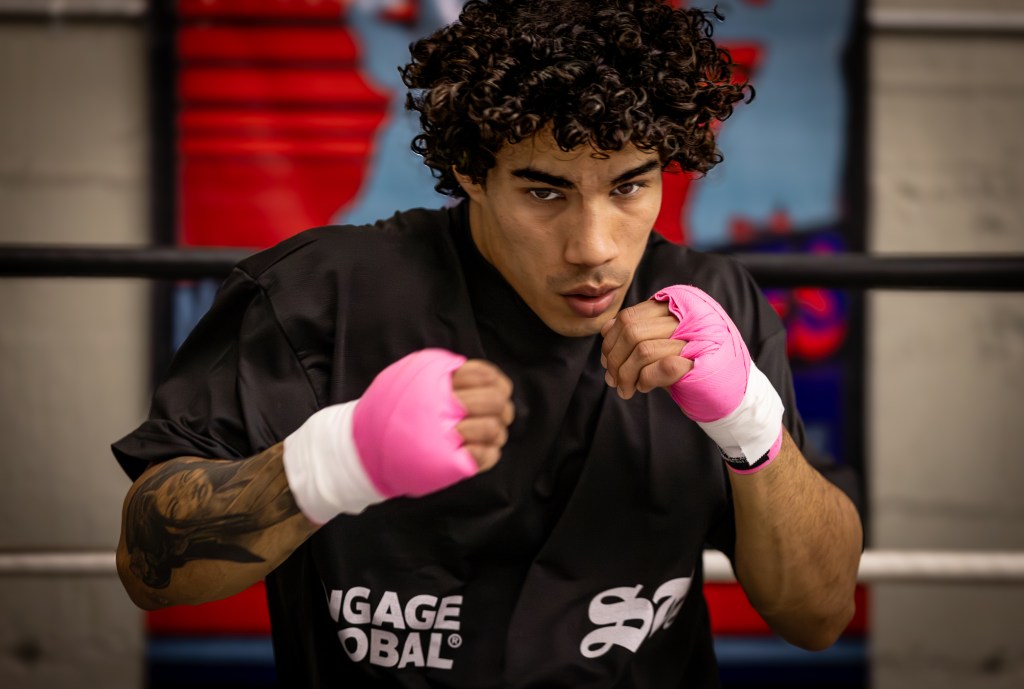 Un combattant entraîné à Santa Rosa prêt pour ses débuts à l'UFC à Mexico !
