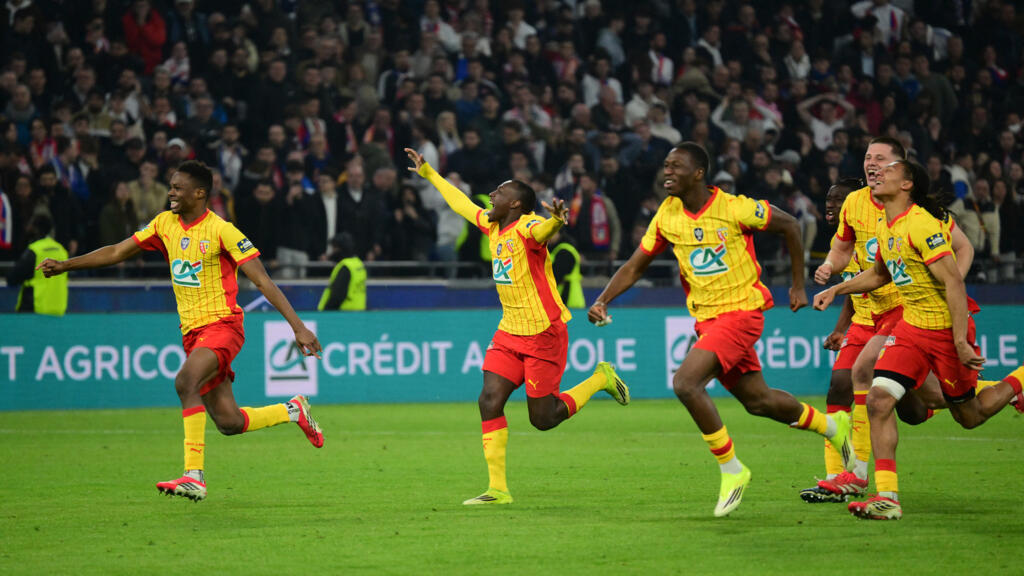 Lens s'invite en quart de finale de la Coupe de France après une frayeur face à Lyon aux tirs au but !
