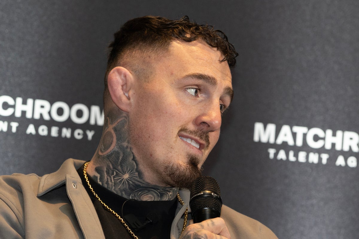 Aspinall fait le point : un retour à l'UFC prometteur malgré sa blessure à l'œil !