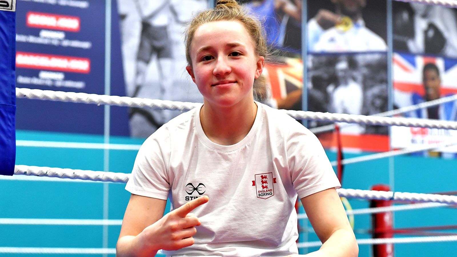 Ruby White s'inspire de Lauren Price : L'ascension d'une boxeuse amateur avec 60 victoires consécutives !