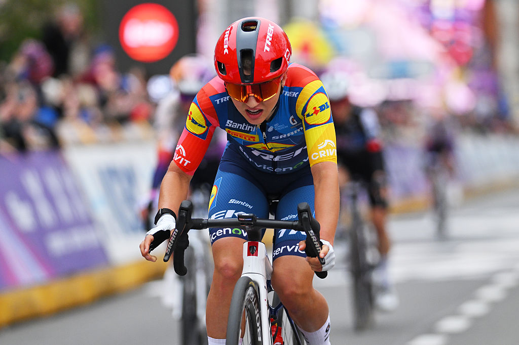 Fleur Moors sur le podium