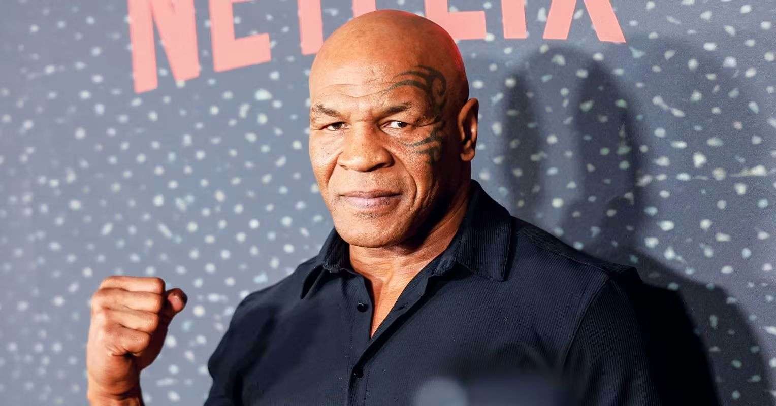 Ancien champion des poids lourds prêt à pulvériser le record de 40 ans de Mike Tyson !