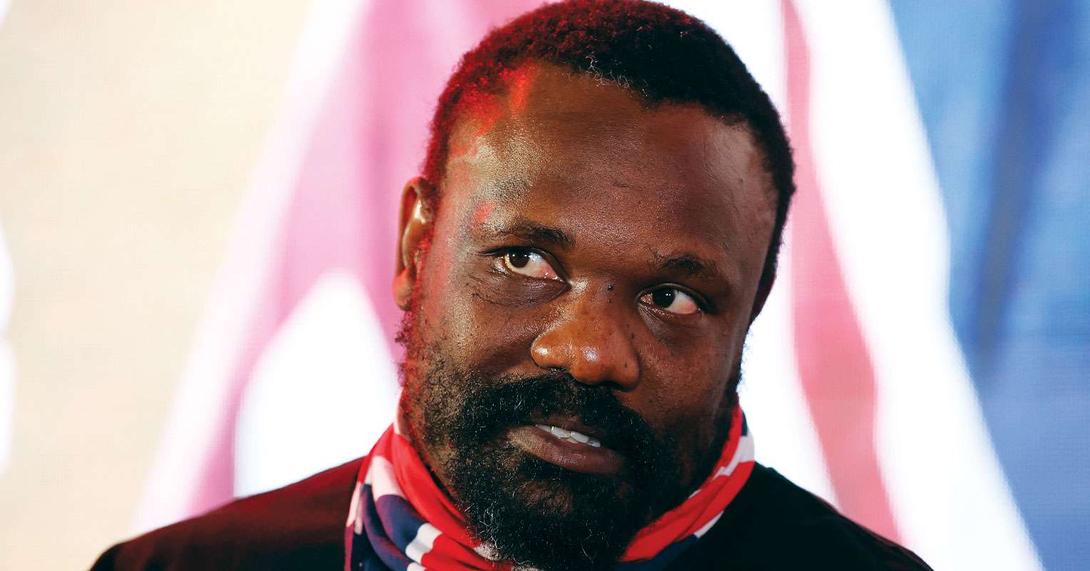 Derek Chisora traite l'ex-champion poids lourds de "lâche" !