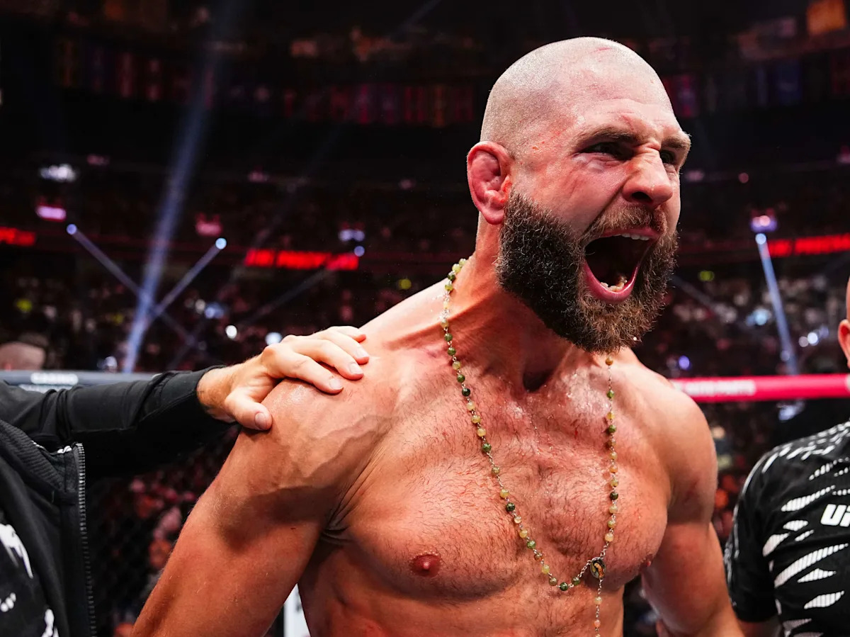 Jiri Prochazka promet de traquer Carlos Ulberg à l'UFC 327 et de reprendre ce qui lui appartient !