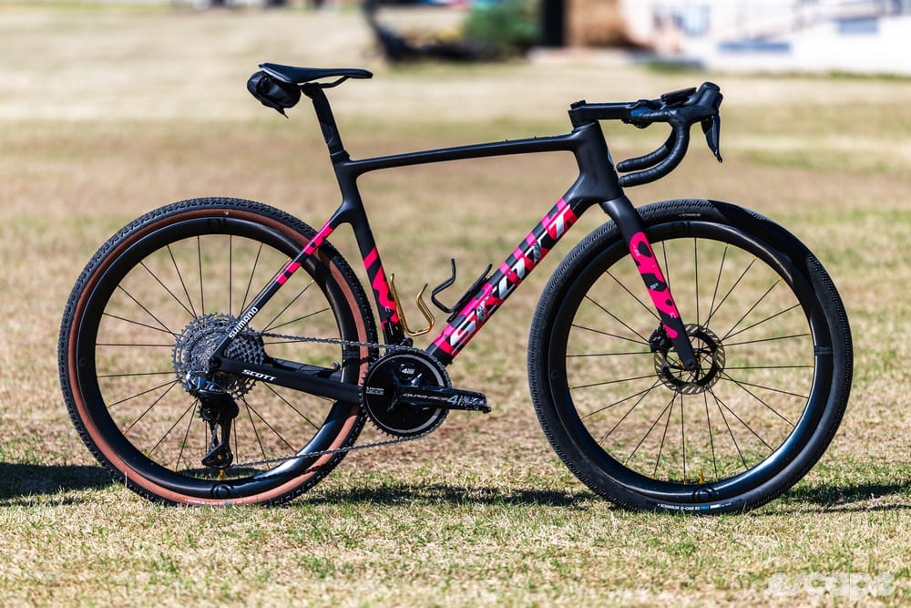 Les vérifications de vélos pro du Mid South 2026 – Deuxième Partie, le grand rendez-vous des passionnés !