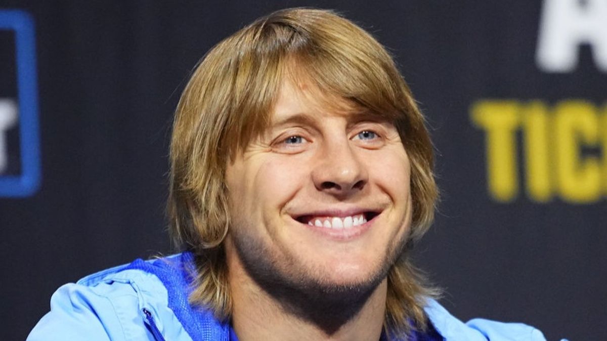 Paddy Pimblett traite Conor McGregor d'idiot avant l'UFC à Londres !