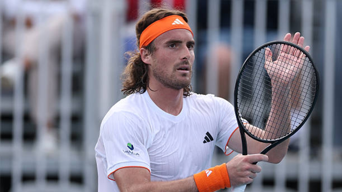 Tsitsipas retrouve son meilleur niveau et triomphe face à De Miñaur à Miami !