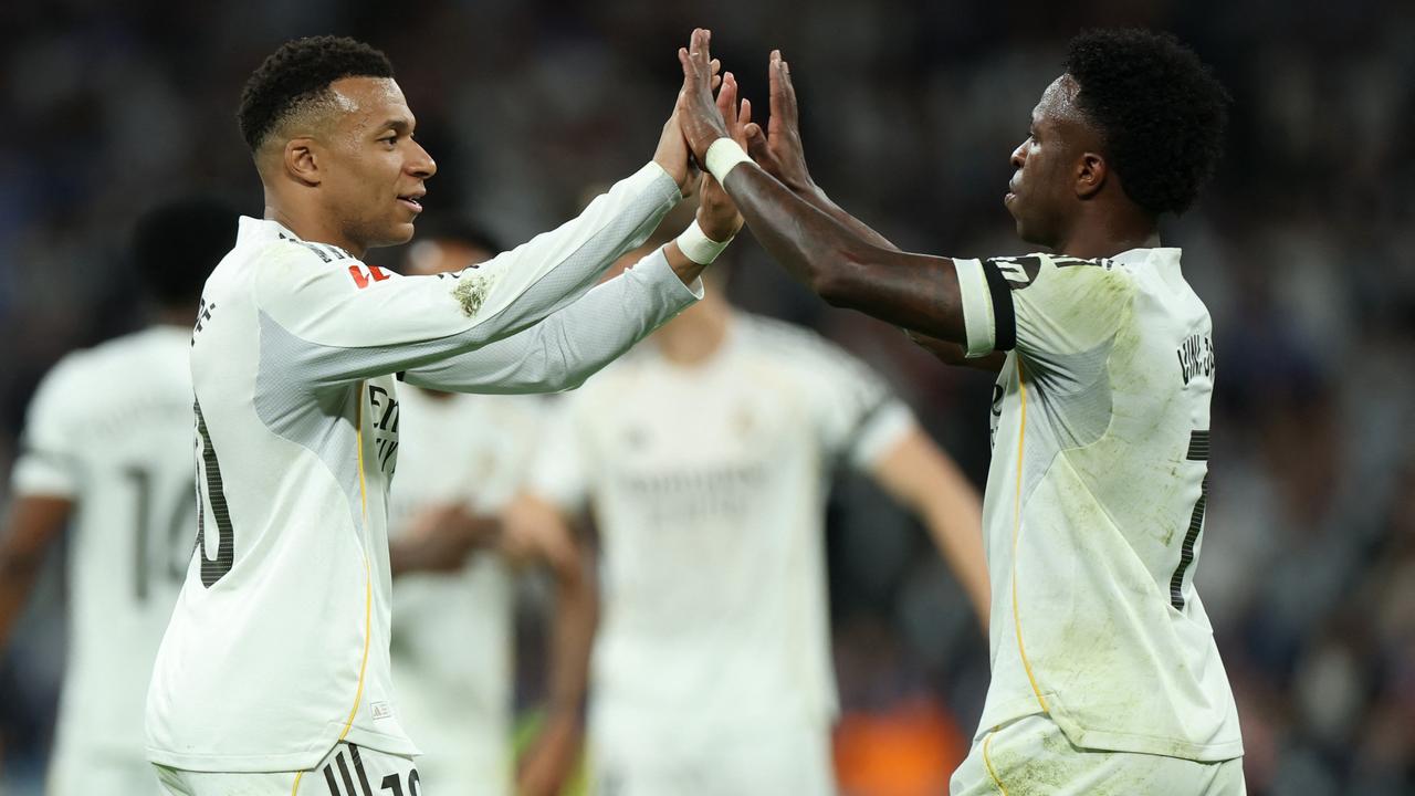 Victoire à domicile contre le Deportivo Alavés : Les Superstars brillent lors d’un succès impératif du Real Madrid !