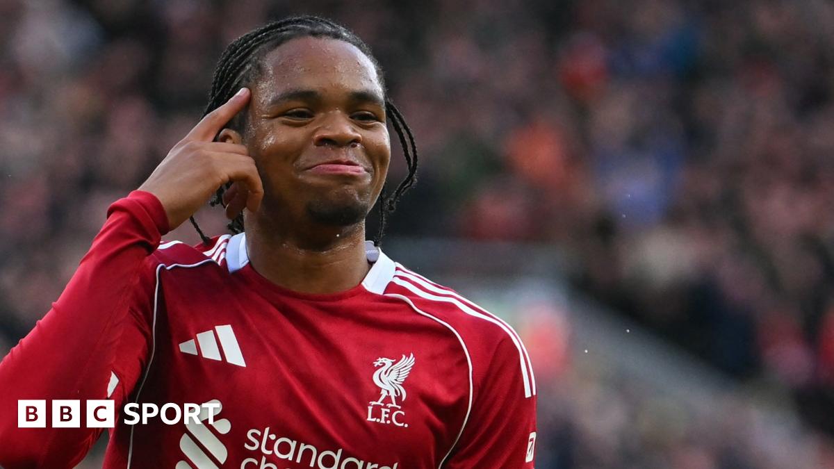 Arne Slot fera-t-il confiance à son adolescent face au PSG ?