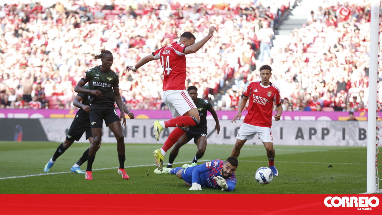 Benfica 4 - 1 Moreirense : La vague est de retour avec le doublé d'Ivanovic !