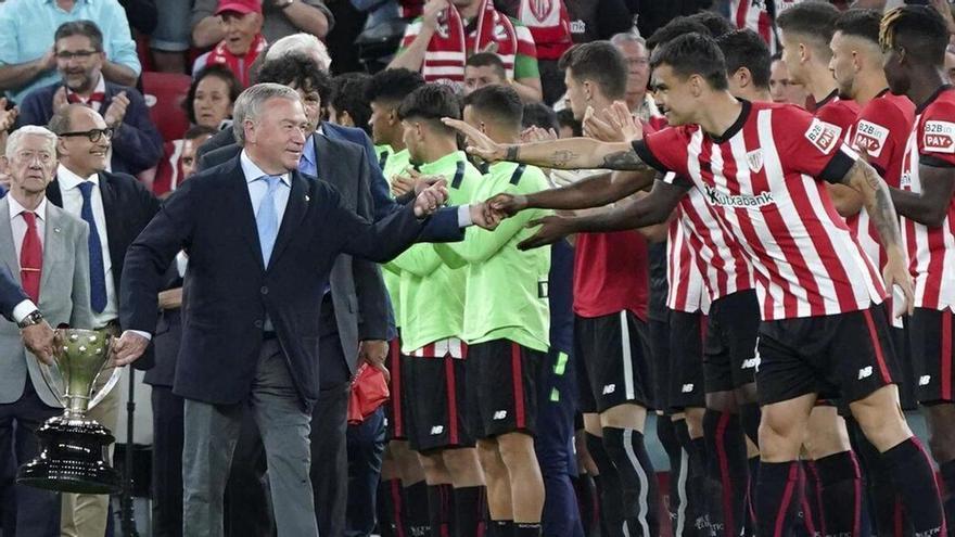 Coup de gueule de Clemente contre la formation de l'Athletic : "On bricole des raccourcis !"