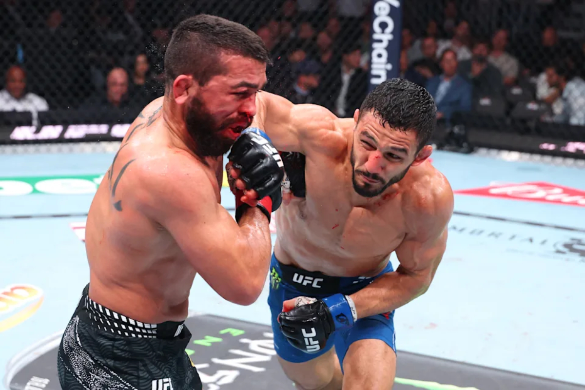Patricio Pitbull dévoile sa blessure lors de sa défaite contre Aaron Pico à l'UFC 327 : un coup direct à l'œil !