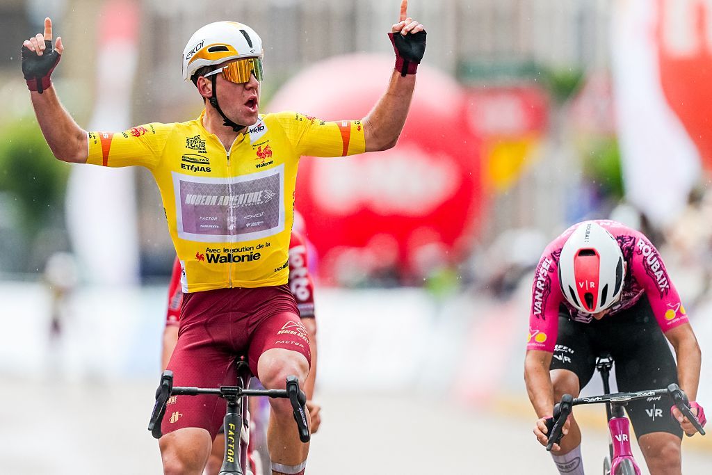 Ben Oliver surpasse Arnaud De Lie et remporte le Tour de Wallonie !